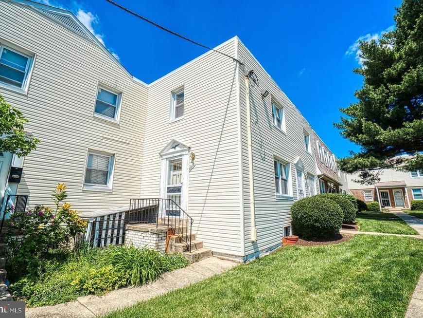 2818 Iverson Street, Unit 93, Temple Hills, MD 20748 Main Photo