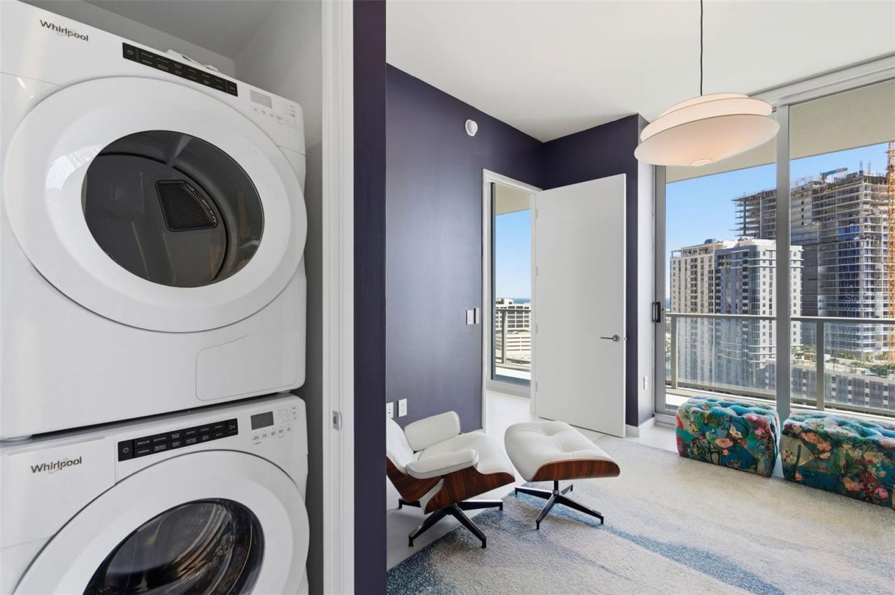 400 Central Avenue, Unit 1504, Saint Petersburg, FL 33701 Photo