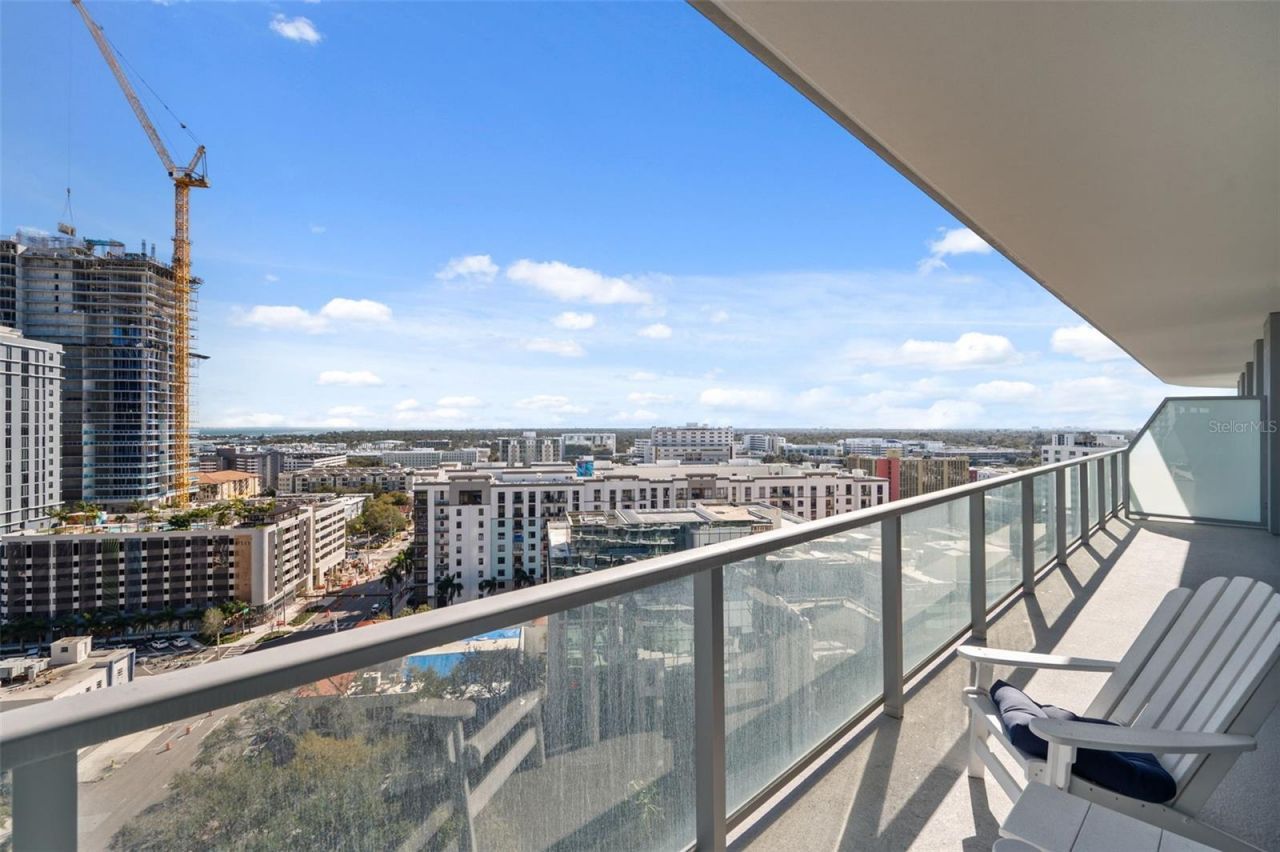 400 Central Avenue, Unit 1504, Saint Petersburg, FL 33701 Photo