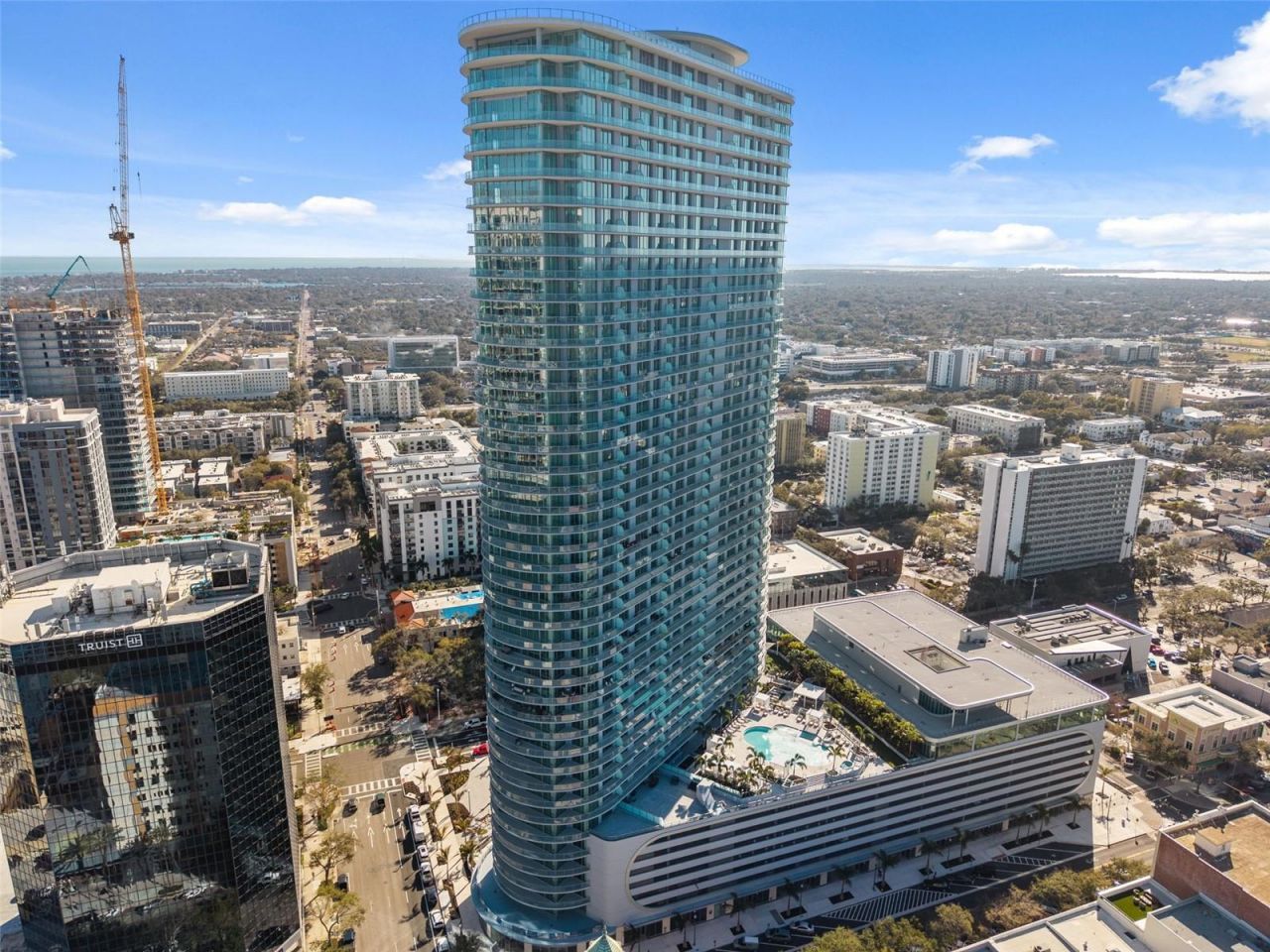 400 Central Avenue, Unit 1504, Saint Petersburg, FL 33701 Photo