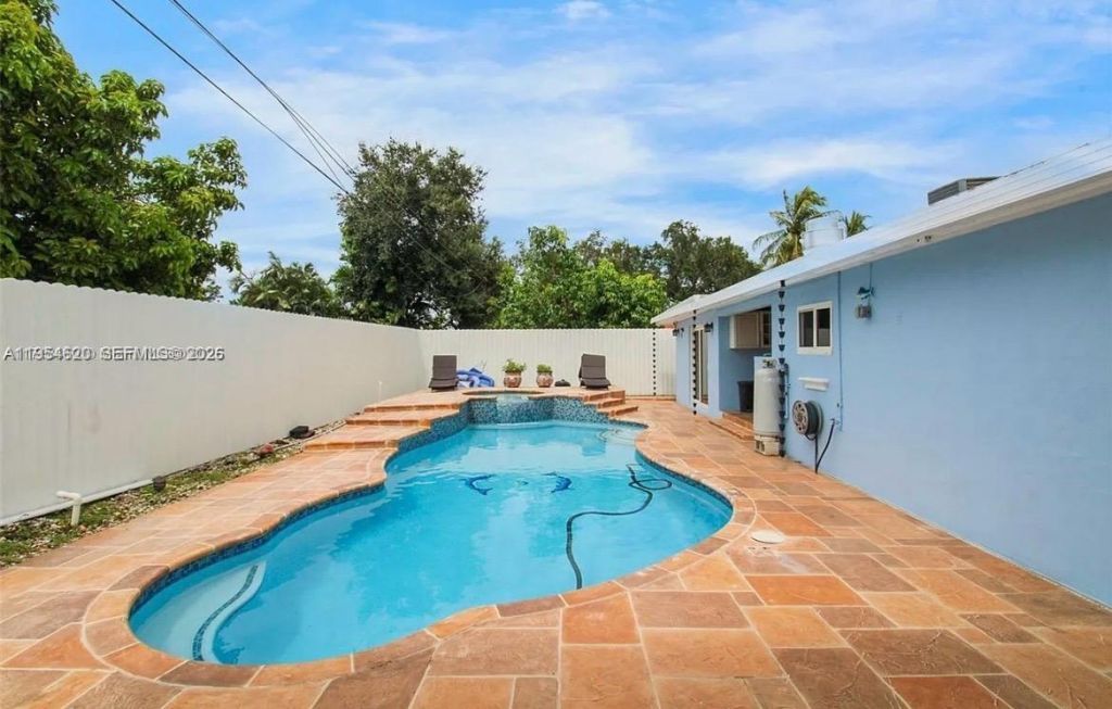 1470 SW 73rd Pl, Miami, FL 33144 Photo