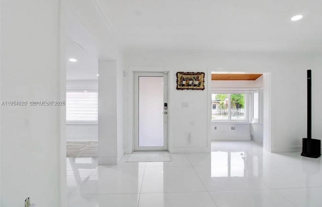 1470 SW 73rd Pl, Miami, FL 33144 Photo