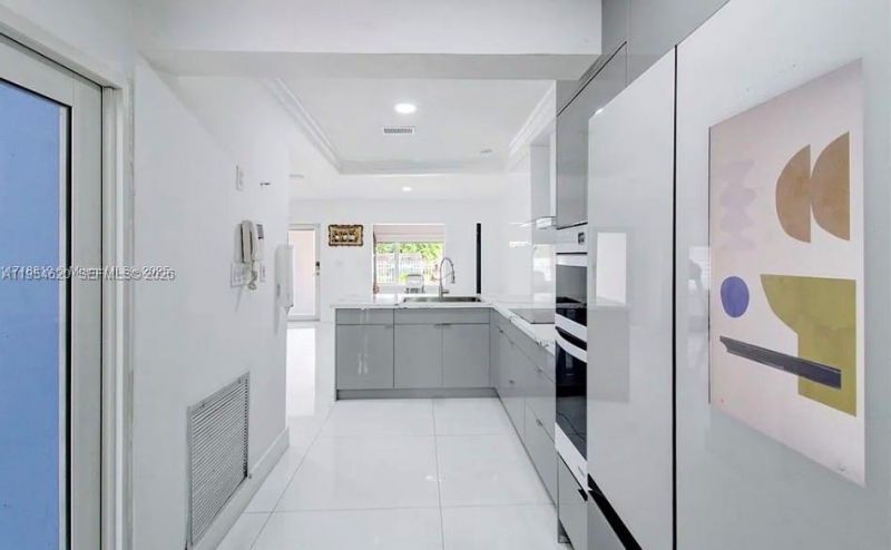 1470 SW 73rd Pl, Miami, FL 33144 Photo