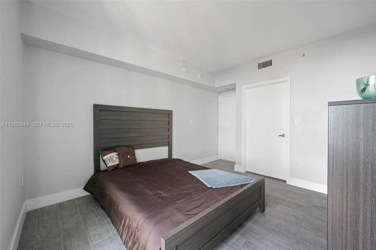 9066 SW 73rd Ct, Unit 2002, Miami, FL 33156 Photo