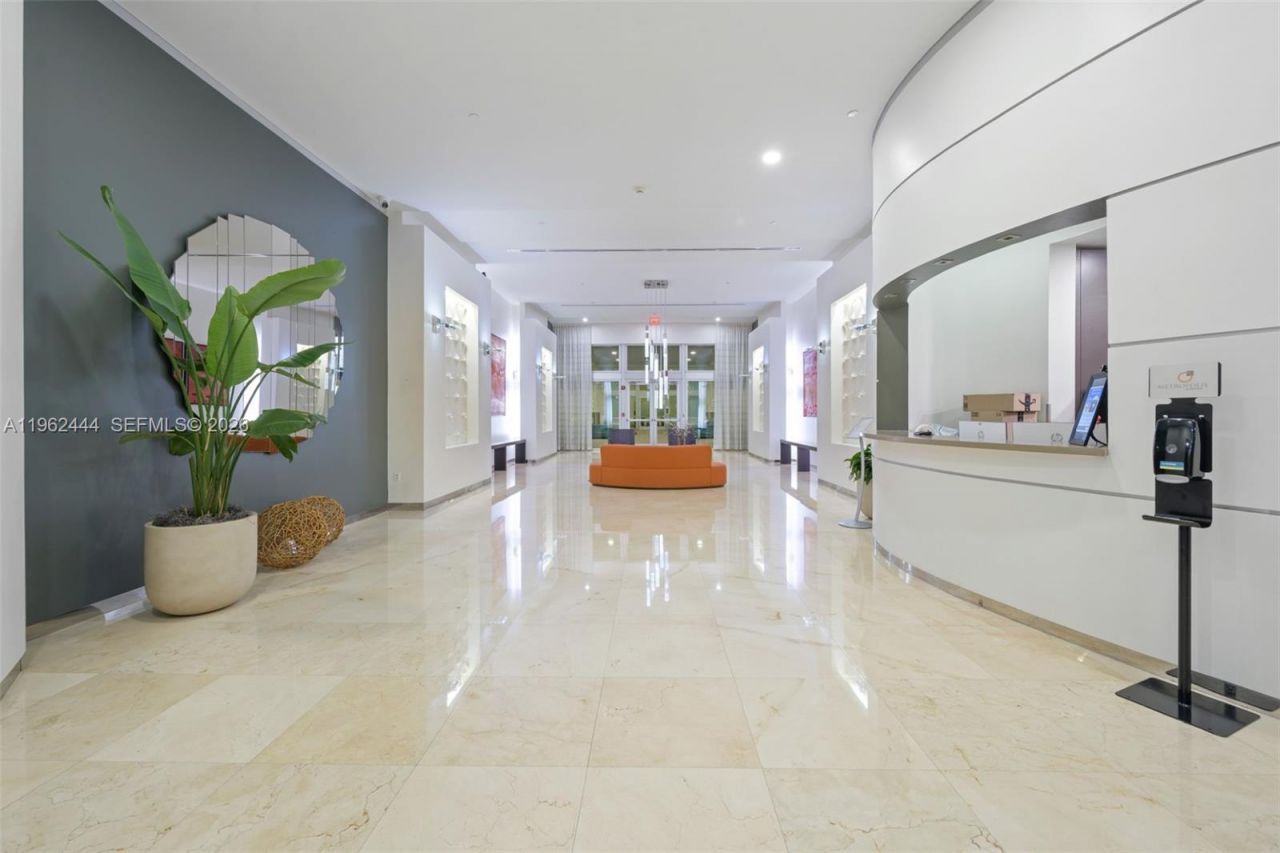 9066 SW 73rd Ct, Unit 2002, Miami, FL 33156 Photo