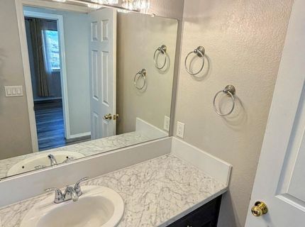 1381 Laser Court, Sparks, NV 89436 Photo