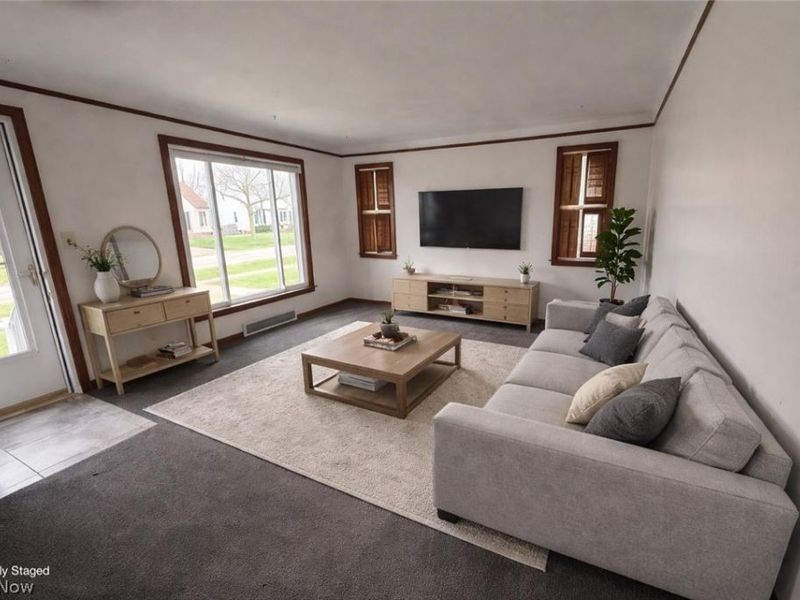 2717 Tuxedo Avenue, Parma, OH 44134 Photo 2