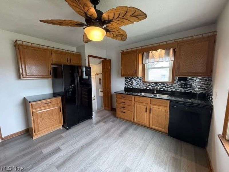 2717 Tuxedo Avenue, Parma, OH 44134 Photo 5