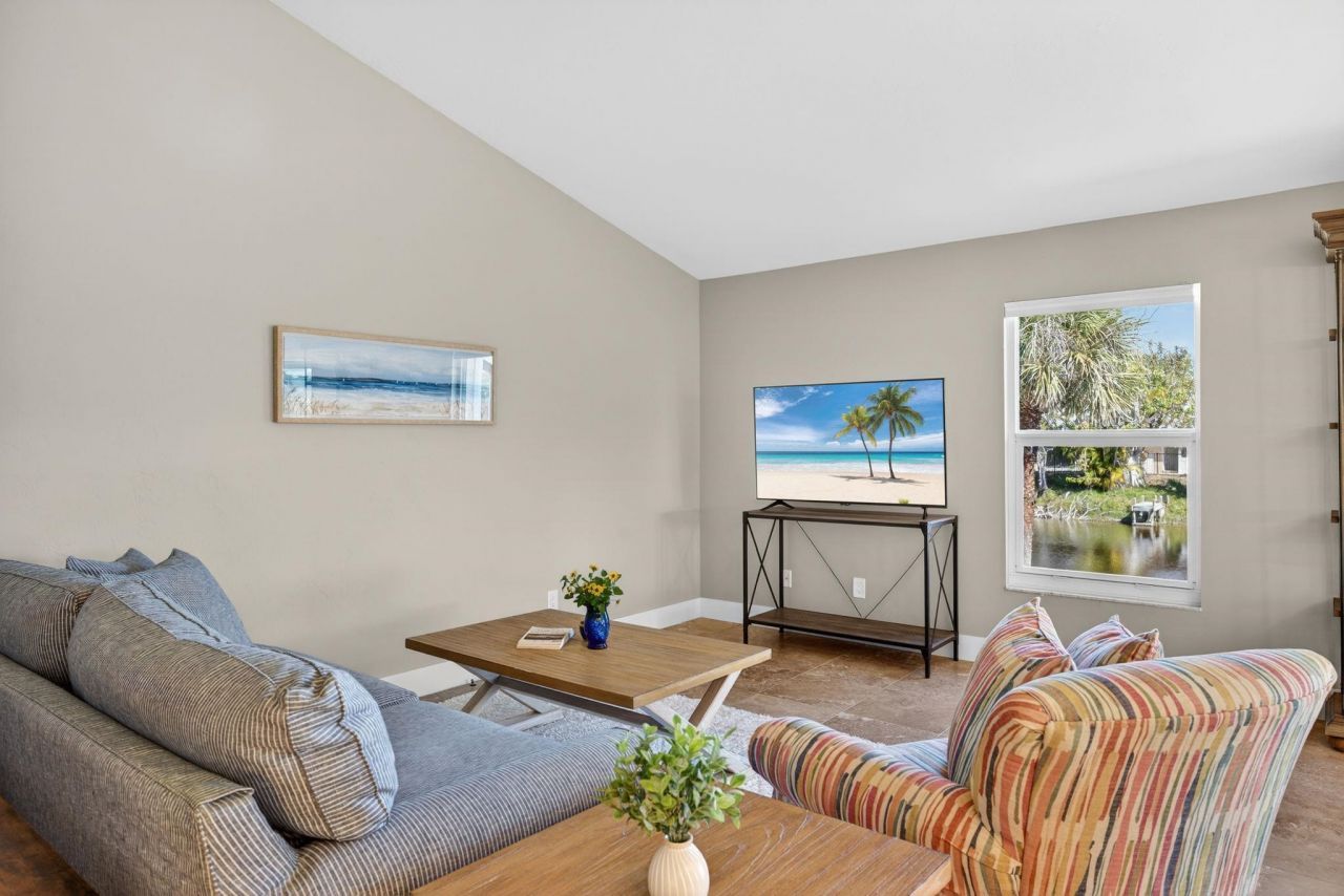 686 Emeril Ct, Sanibel, FL 33957 Photo