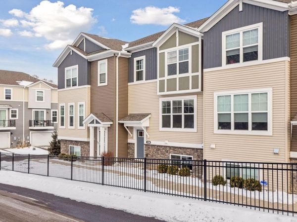 2280 Polar Way, North Saint Paul, MN 55109