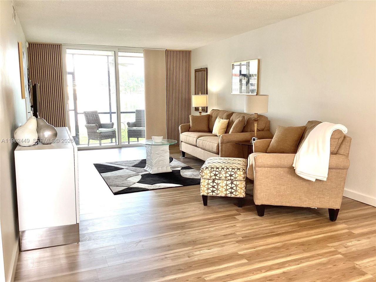 9423 S Hollybrook Lake Dr, Unit 106, Pembroke Pines, FL 33025 Photo