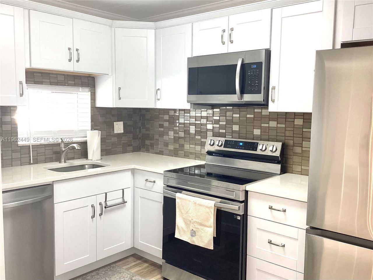 9423 S Hollybrook Lake Dr, Unit 106, Pembroke Pines, FL 33025 Photo