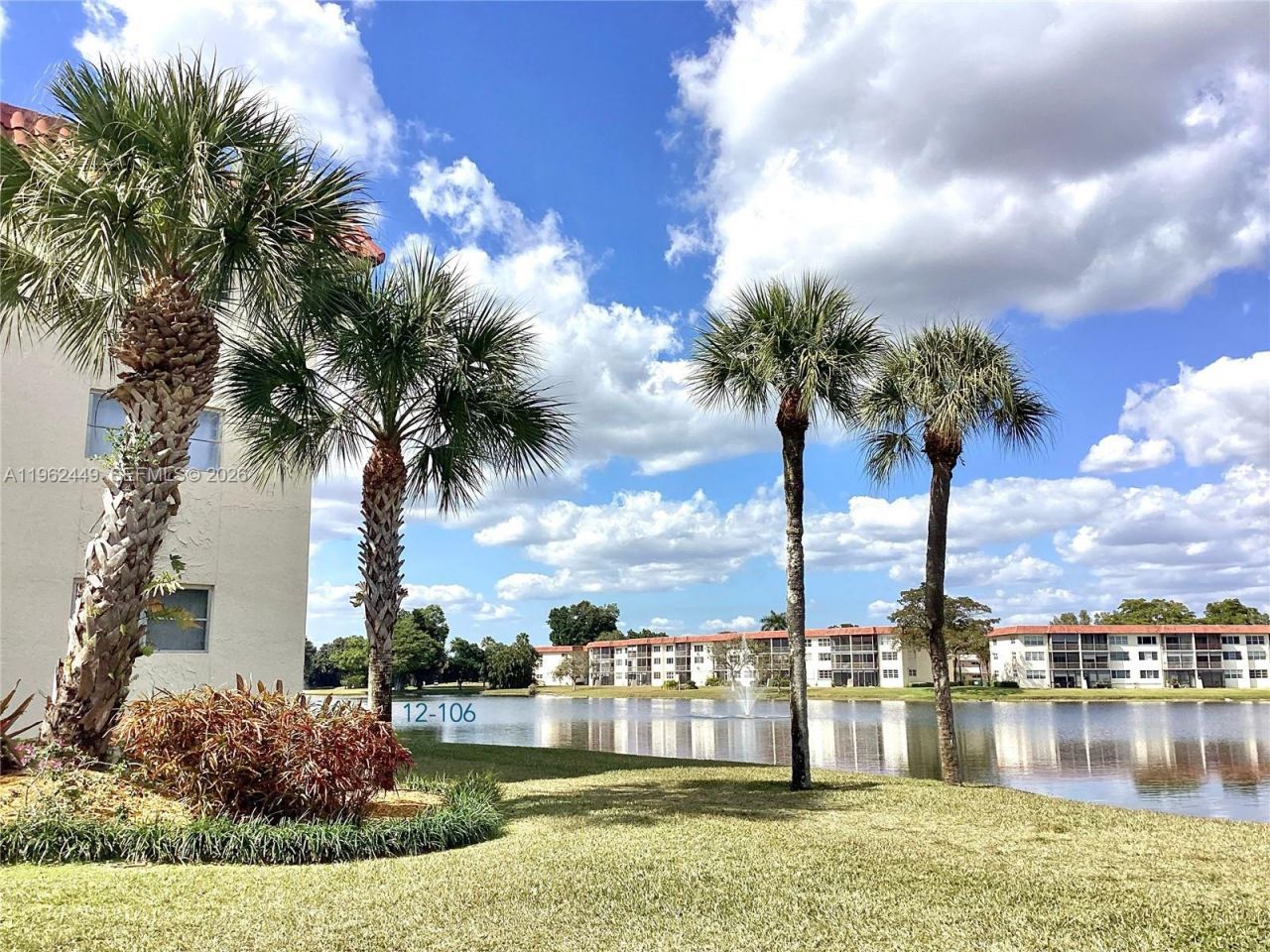 9423 S Hollybrook Lake Dr, Unit 106, Pembroke Pines, FL 33025 Photo