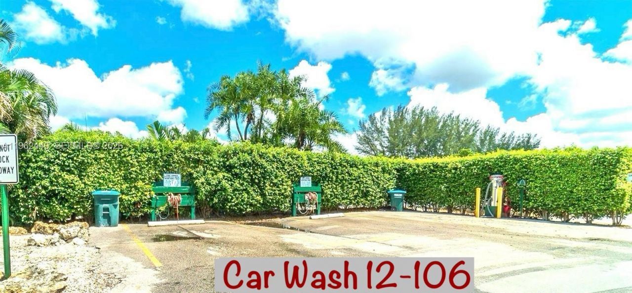 9423 S Hollybrook Lake Dr, Unit 106, Pembroke Pines, FL 33025 Photo