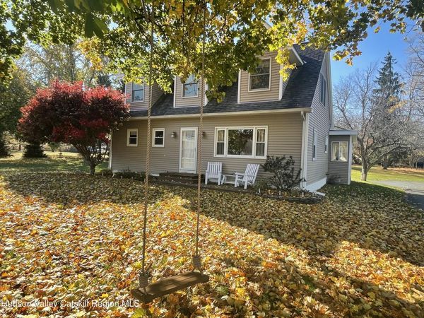 37 Garage Place Road, Ghent, NY 12075