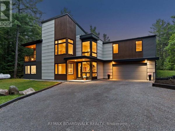 108 EDITH MARGARET Place, Ottawa, ON K2W1A8