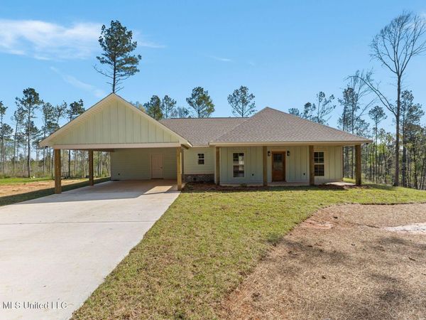 529 Shirley Sanford Road, Seminary, MS 39479