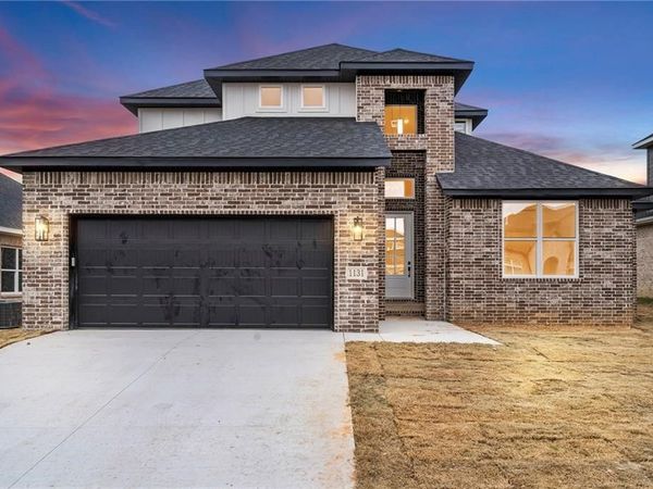 1121 Whistler Street , Bentonville, AR 72713