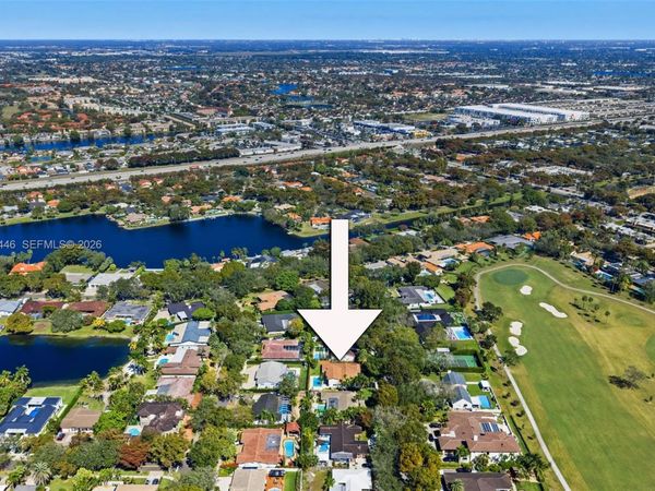 16140 Aberdeen Way, Miami Lakes, FL 33014