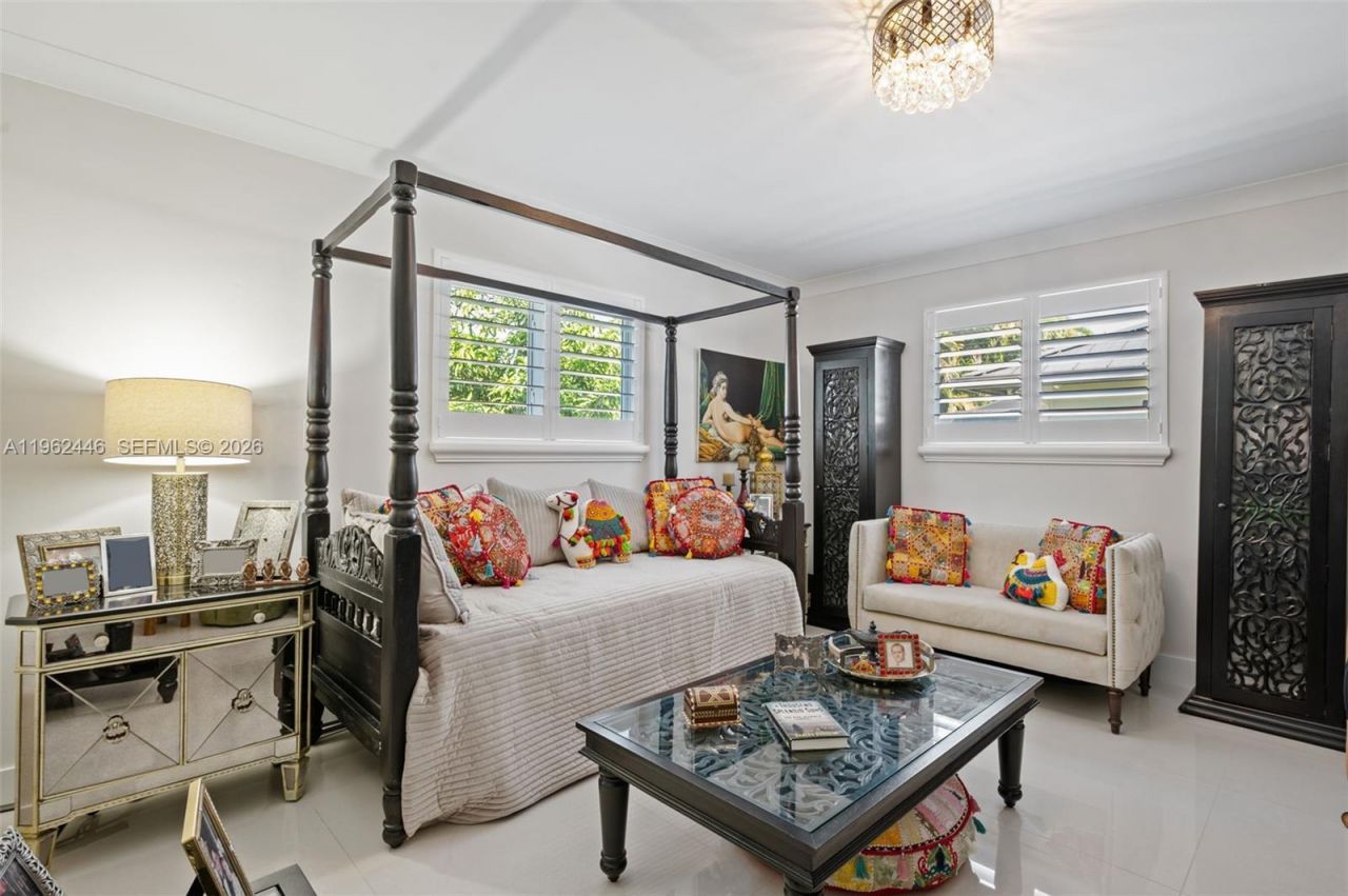 16140 Aberdeen Way, Miami Lakes, FL 33014 Photo