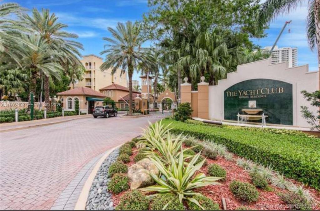 19999 E Country Club Dr, Unit 1501, Aventura, FL 33180 Photo