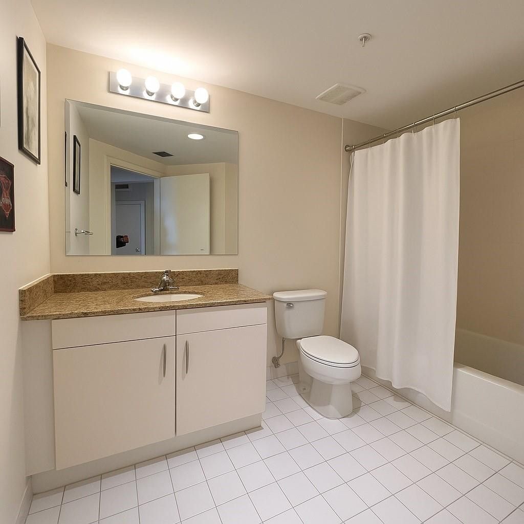 7280 SW 90th St, Unit 304, Miami, FL 33156 Photo