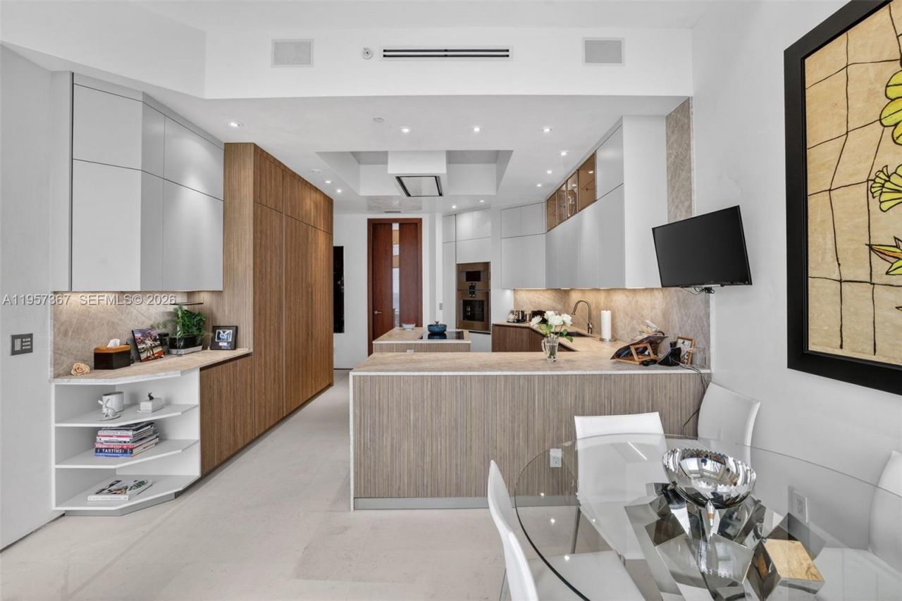 2600 Island Blvd , Unit PH-1, Aventura, FL 33160 Photo