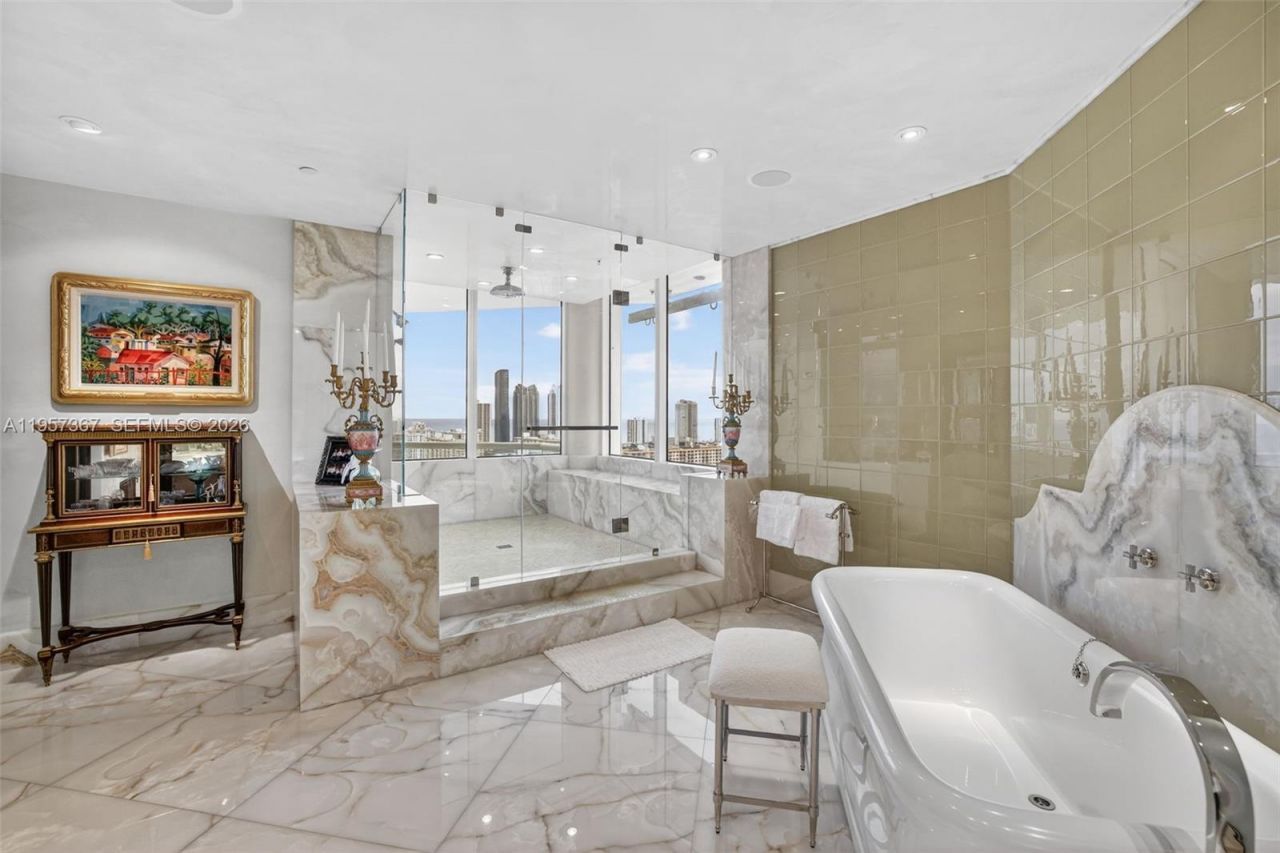 2600 Island Blvd, Unit PH-1, Aventura, FL 33160 Photo