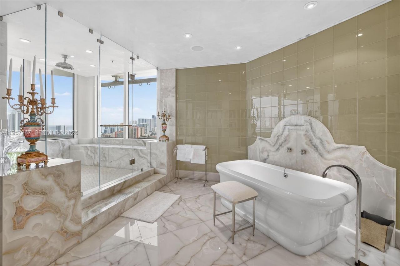 2600 Island Blvd , Unit PH-1, Aventura, FL 33160 Photo