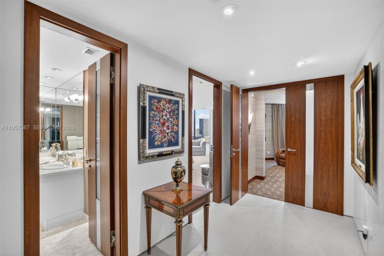 2600 Island Blvd, Unit PH-1, Aventura, FL 33160 Photo