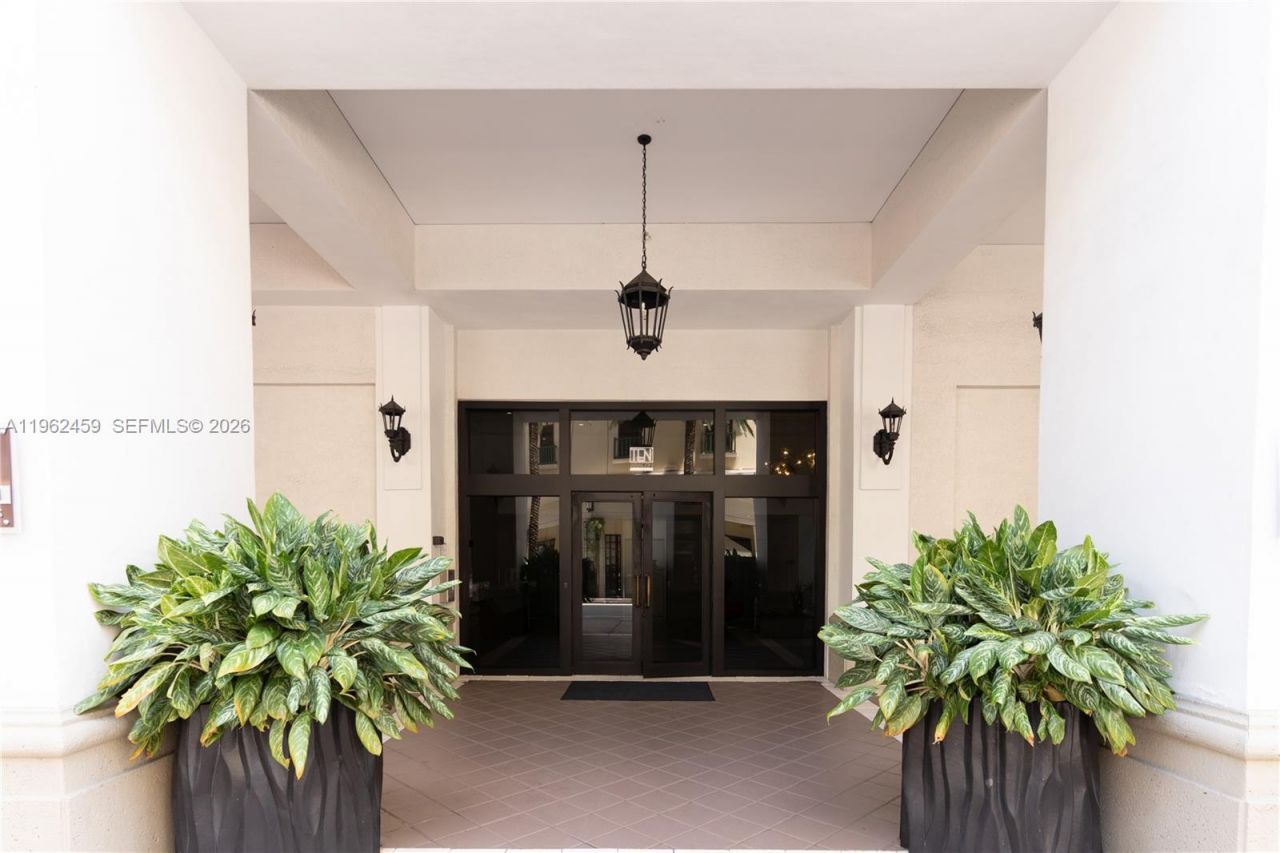 10 Aragon Ave , Unit 1105, Coral Gables, FL 33134 Photo