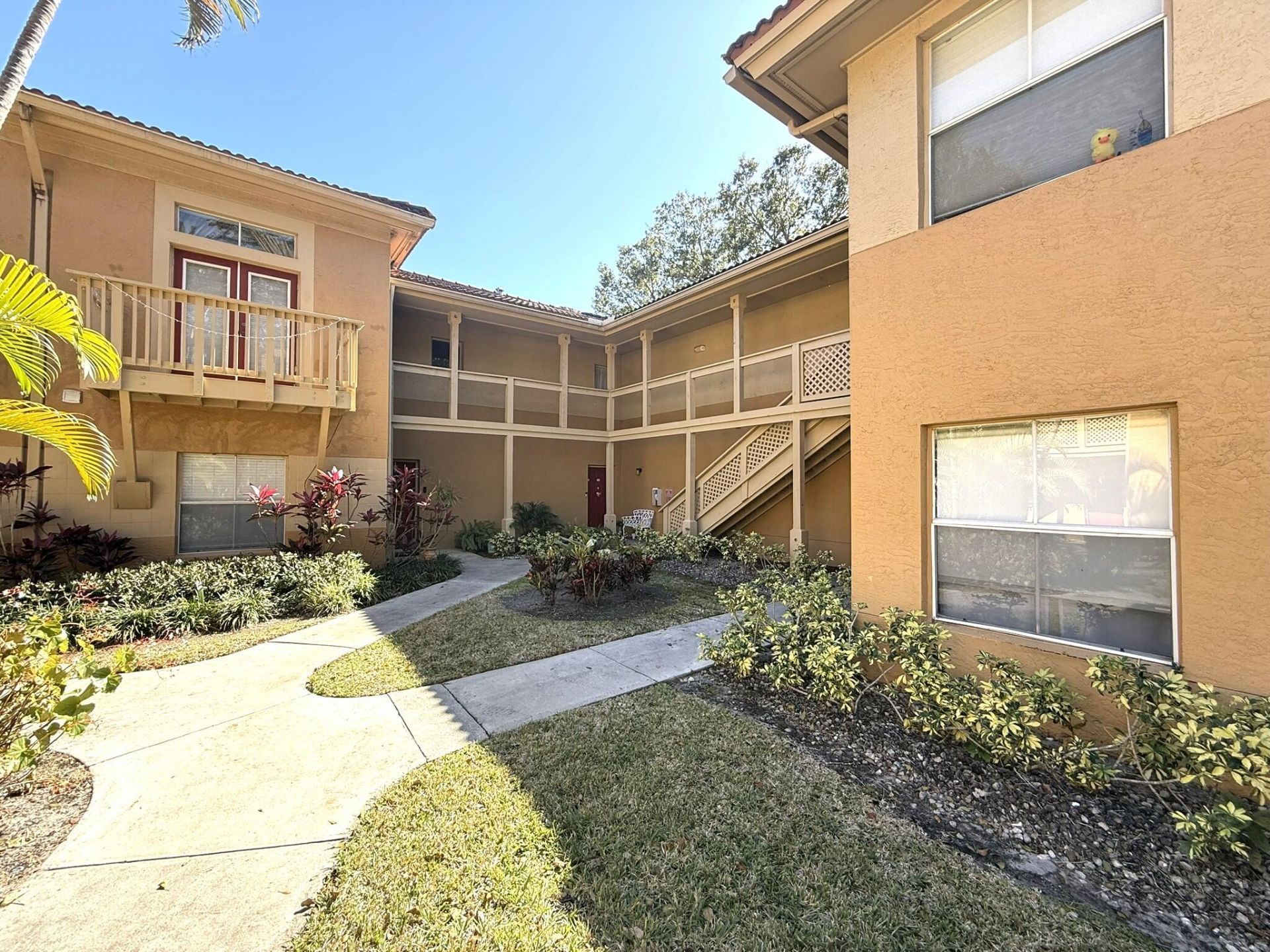 4839 Via Palm Lakes, Unit 1106, West Palm Beach, FL 33417 Photo