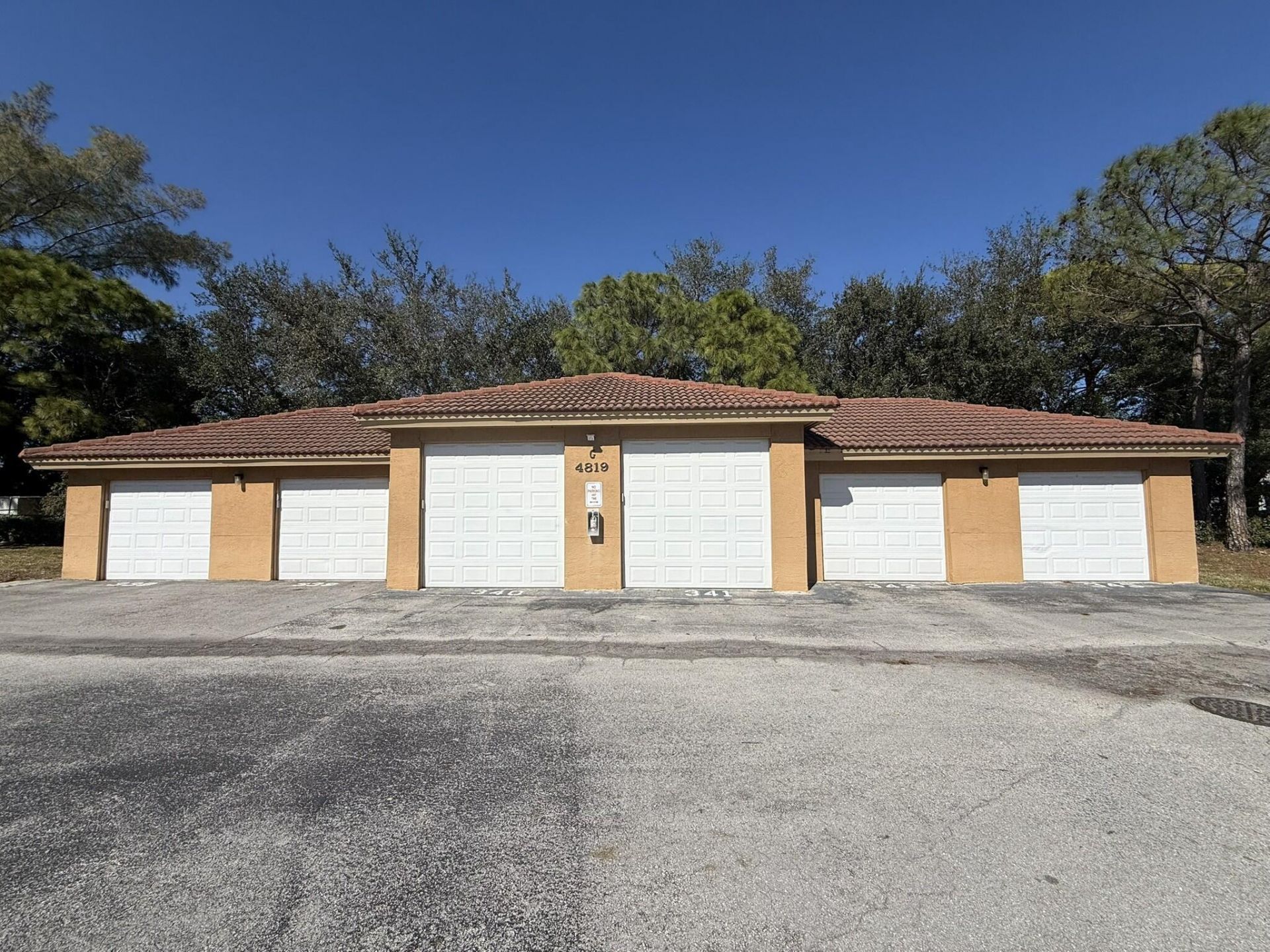 4839 Via Palm Lakes, Unit 1106, West Palm Beach, FL 33417 Photo