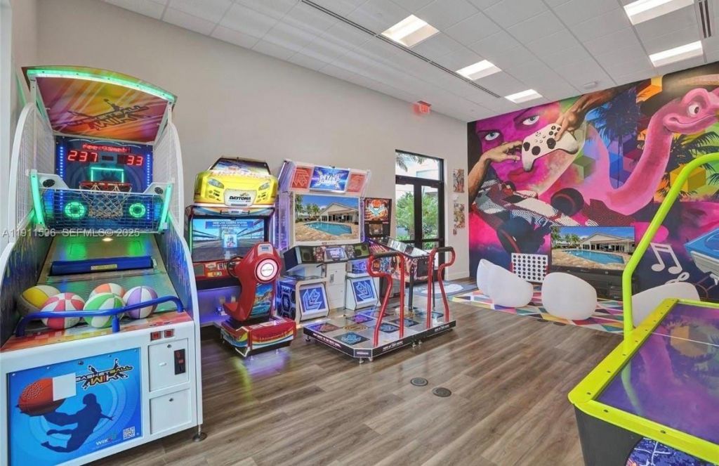 11108 Clover Leaf Circle, Boca Raton, FL 33428 Photo