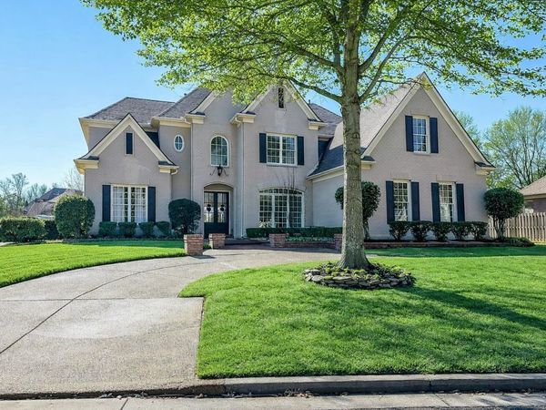 10107 AVENT RIDGE DR, Collierville, TN 38017