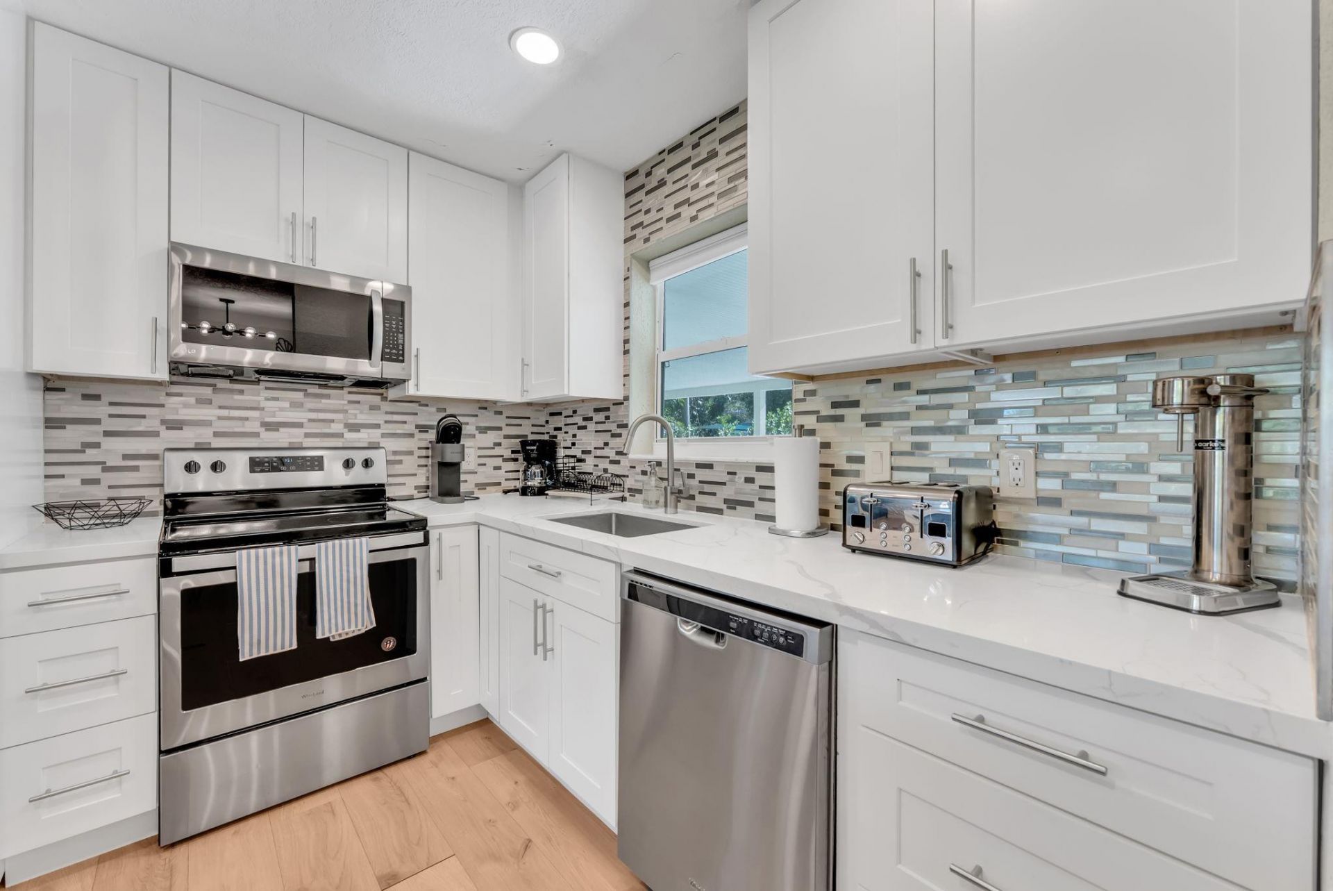 190 NE 21st Street, Boca Raton, FL 33431 Photo