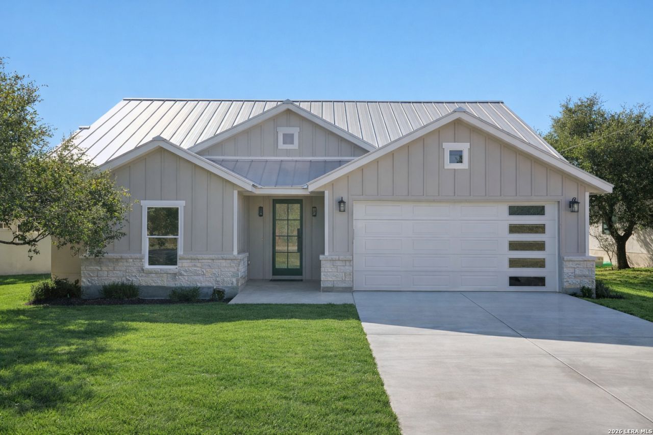 103 N John Bird, Blanco, TX 78606 Main Photo