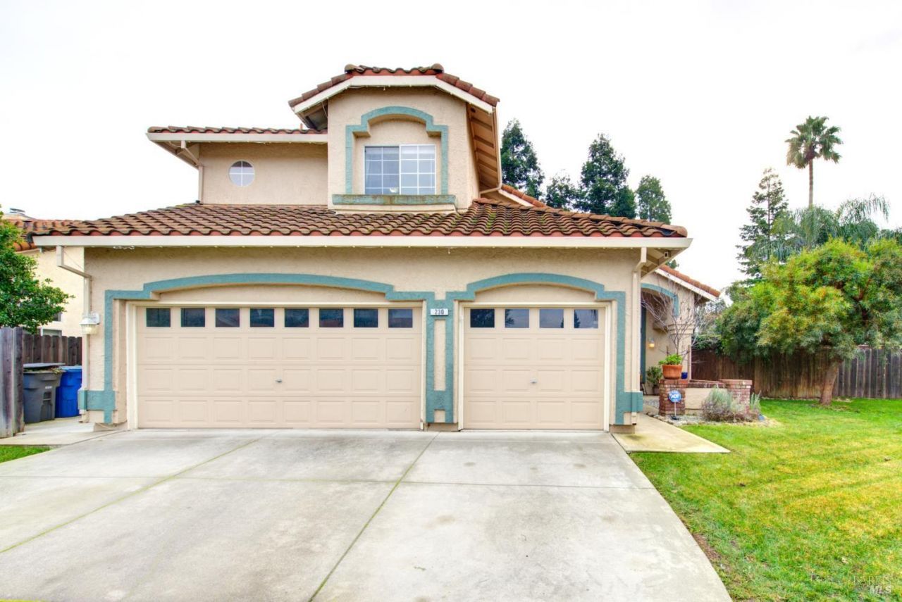 230 Sparrow Street, Vacaville, CA 95687 Main Photo