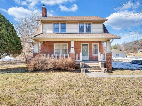 5105 Lee Hwy , Troutville, VA 24175