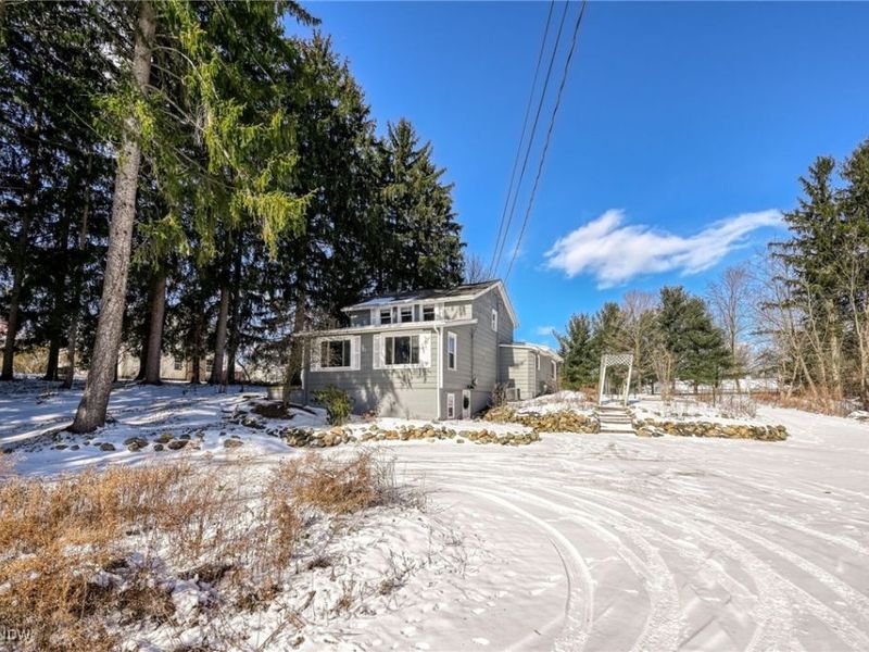 349 E Mennonite Road, Aurora, OH 44202 Photo 1