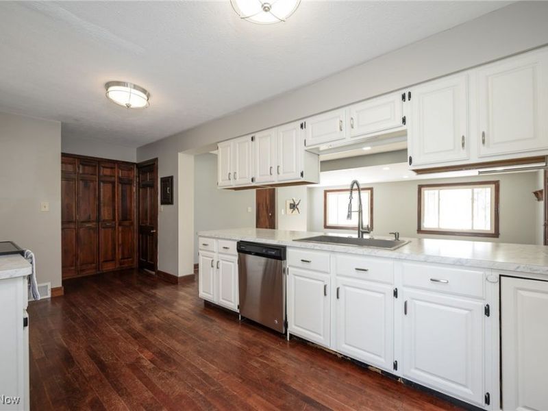 349 E Mennonite Road, Aurora, OH 44202 Photo 10