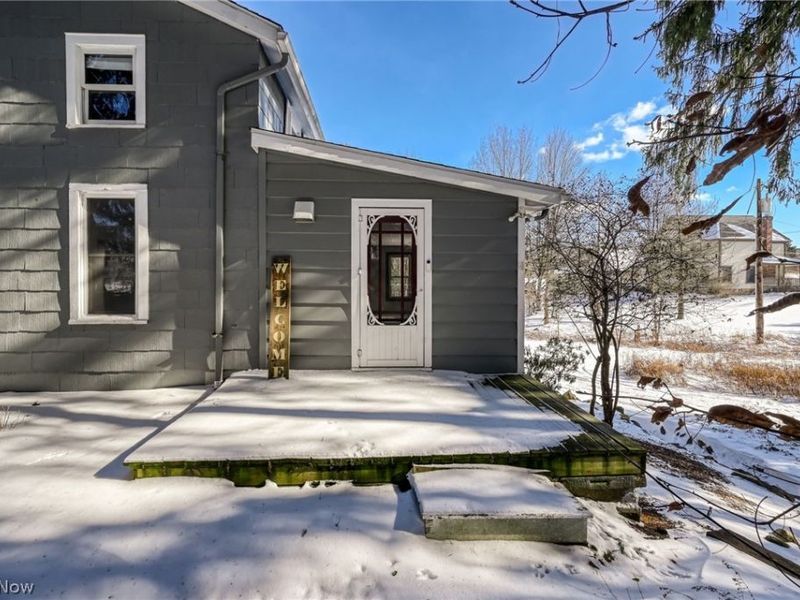 349 E Mennonite Road, Aurora, OH 44202 Photo 2