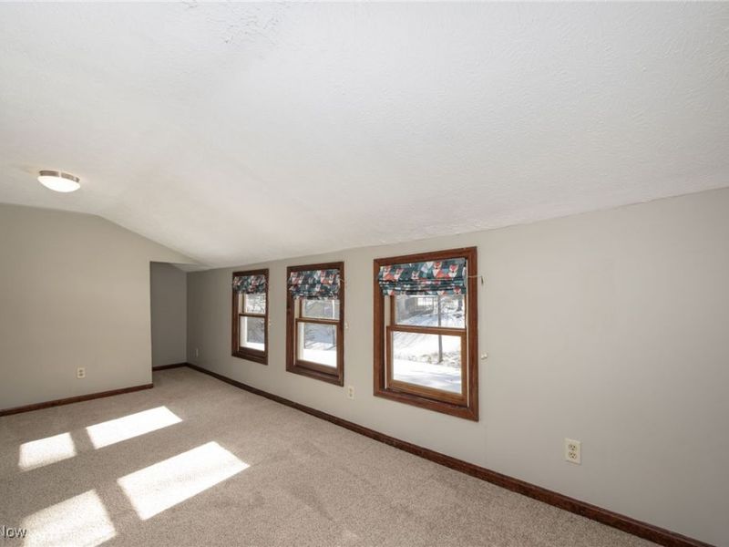 349 E Mennonite Road, Aurora, OH 44202 Photo 21