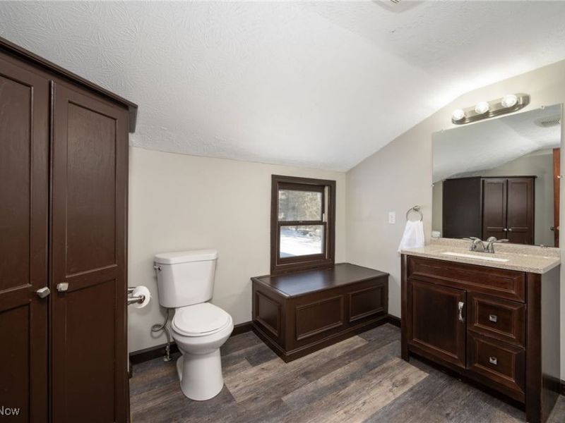 349 E Mennonite Road, Aurora, OH 44202 Photo 24