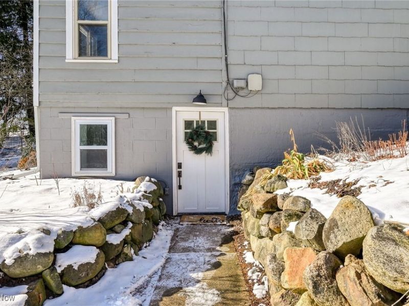 349 E Mennonite Road, Aurora, OH 44202 Photo 3