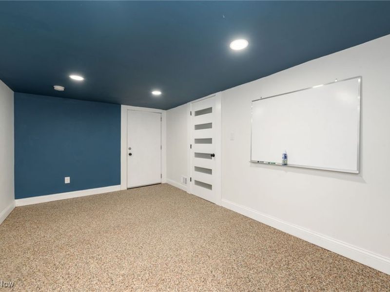 349 E Mennonite Road, Aurora, OH 44202 Photo 5