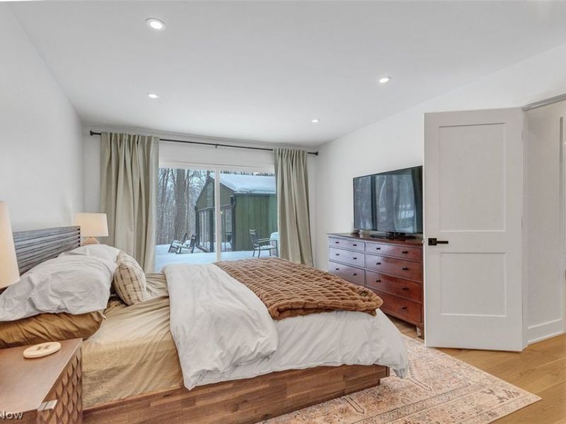 12306 The Bluffs, Strongsville, OH 44136 Photo 19