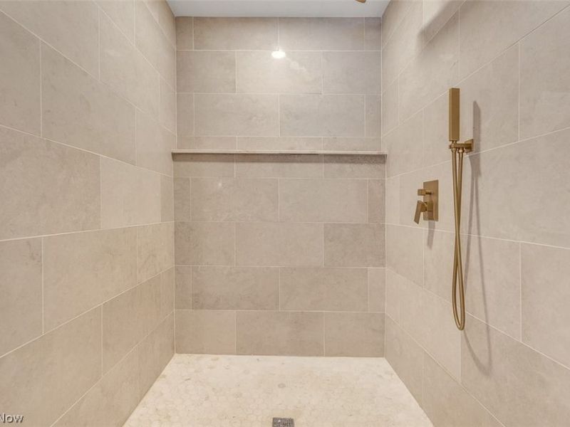 12306 The Bluffs, Strongsville, OH 44136 Photo 23