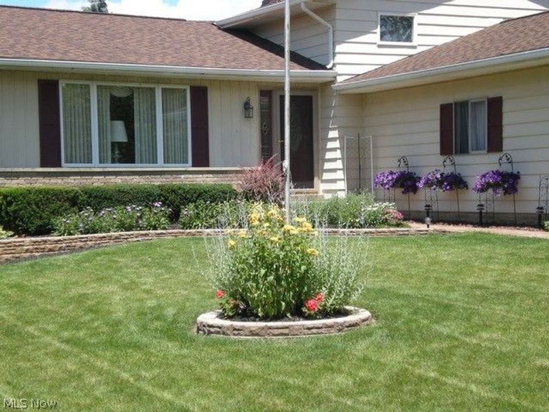 3237 Valley Forge Drive, Brunswick, OH 44212 Photo 2