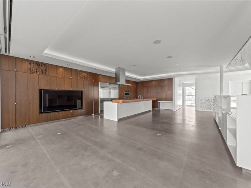 2067 Random Road, Cleveland, OH 44106 Photo 10